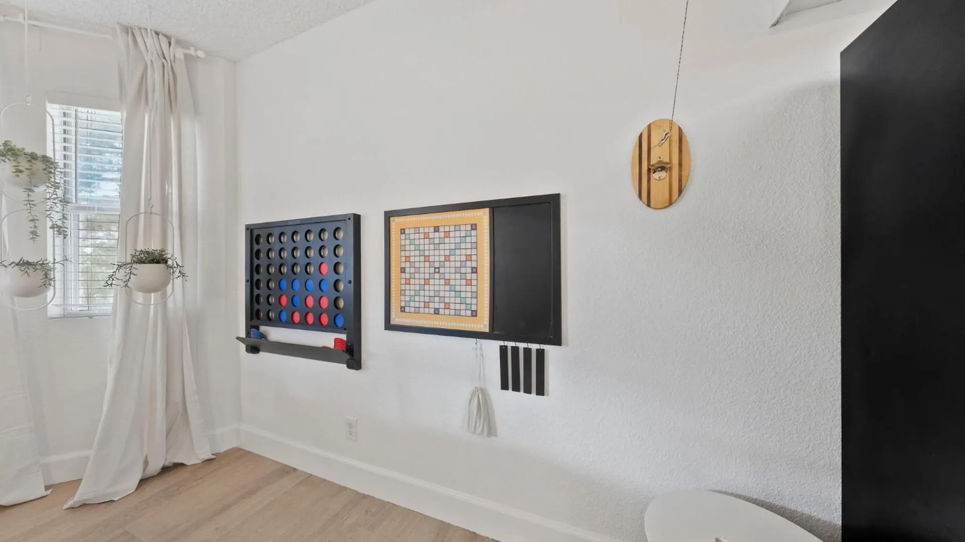Hiddenjewel Near Summerlin Las Vegas Apartment